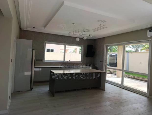 15bdrm Mansion in Wisa Group, Accra Metropolitan for sale · Photo 3