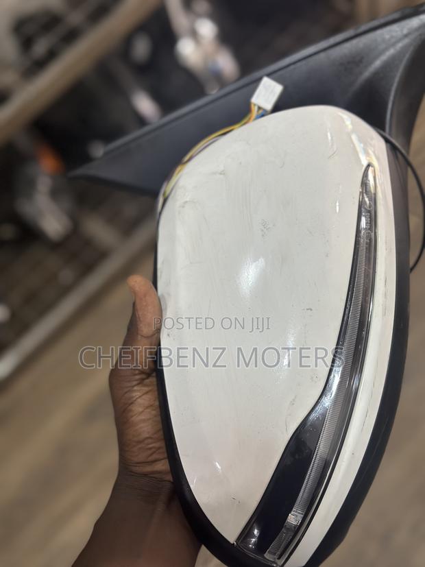 Mercedes Benz C300 2016-2020 Side Mirror Sensor Type photo 4