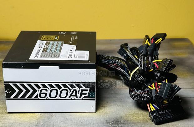 Raidmax 600w 80+ Bronze Gaming Power Supply · Photo 2