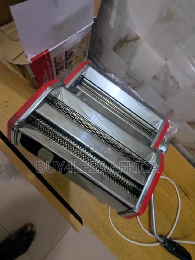 Professional Manual Pasta Maker| Chips Maker (Big Size) · Photo 4