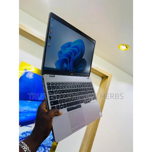 New Laptop Dell Latitude 5510 16GB Intel Core I5 SSD 256GB photo 3