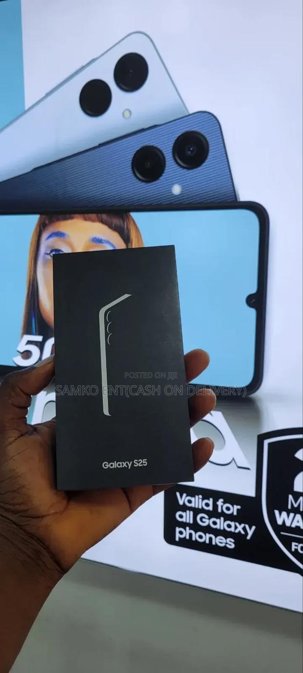 New Samsung Galaxy S25 128 GB Black