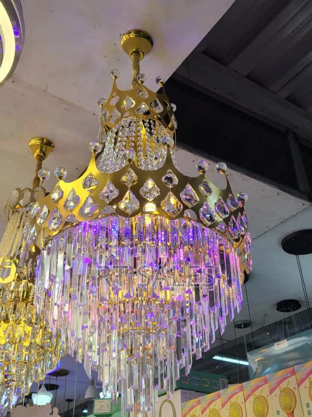 By 600 Size Chandelier Light. · Photo 3