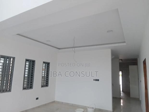 4 Bedrooms House for Sale at Pantang Oyarifa Road.