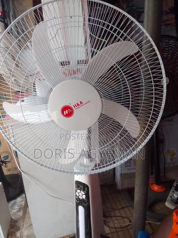 Rechargeable Fan photo 2