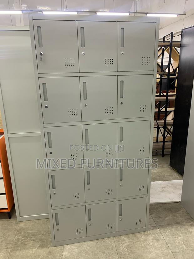 15 Door Lockers Cabinet for Office and School · Photo 3