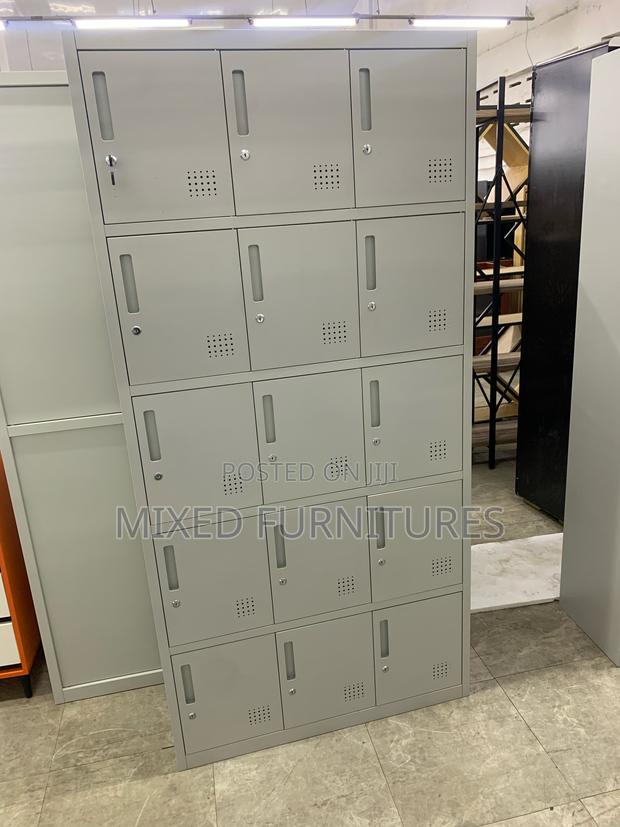 15 Door Lockers Cabinet for Office and School · Photo 4