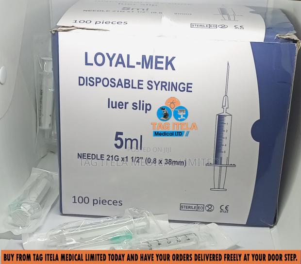 Syringe and Needle (5ml) · Photo 4