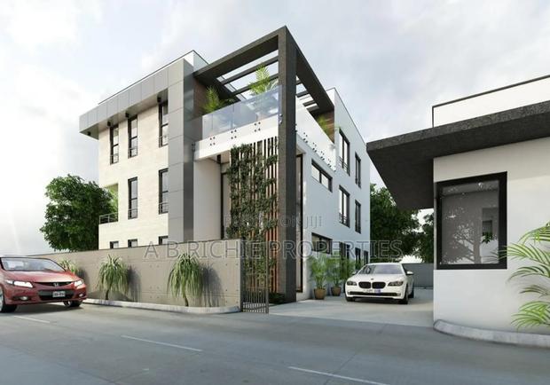 6bdrm Mansion in Ab Richie Properties, West Legon for sale · Photo 1