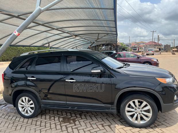 Kia Sorento 2014 Black photo 3