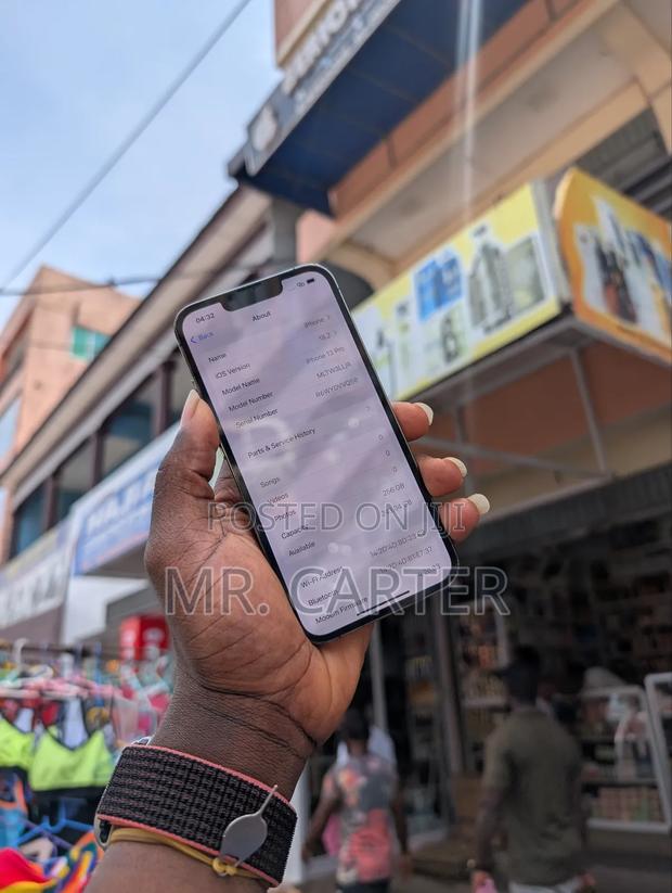 New Apple iPhone 13 Pro 256 GB Black photo 6