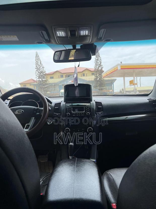 Kia Sorento 2014 Black photo 6