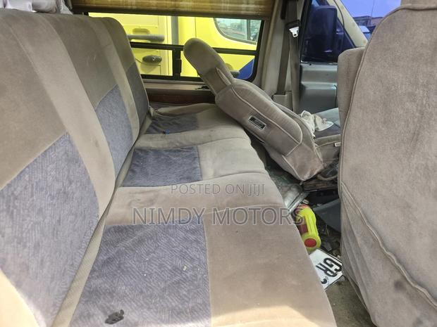Ford E-150 2009 Green photo 6