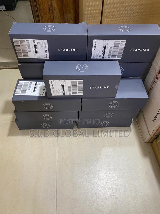 Starlink Gen3 Router Stay Connected Anywhere · Photo 2