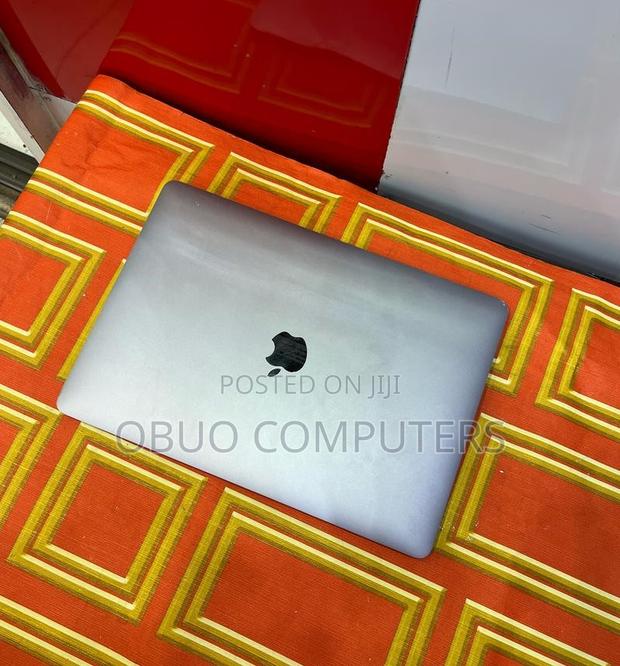 Laptop Apple MacBook Air 8GB Intel Core I5 SSD 256GB · Photo 4