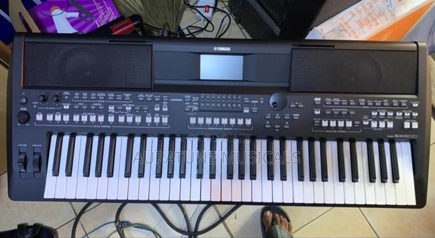 Yamaha PSR-Sx600 Keyboard · Photo 3