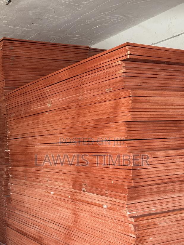 Marine Plywood / Formwork /Decking Board - 18mm · Photo 2