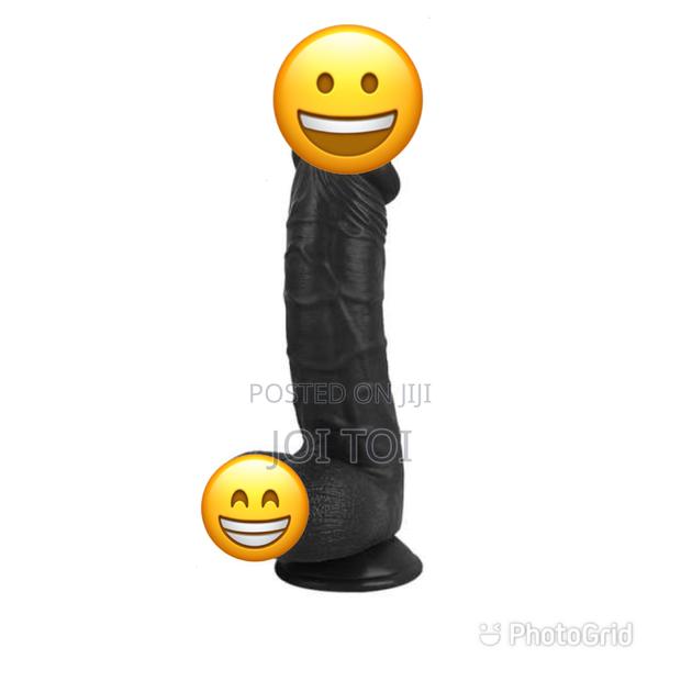 Thick Silicon Dildo · Photo 2