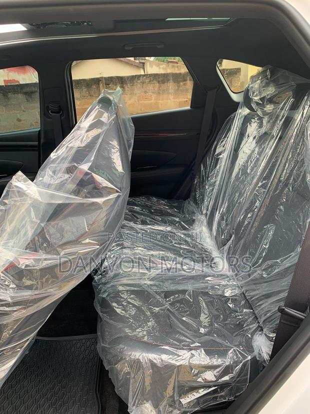 Hyundai Tucson Limited 2024 White photo 10
