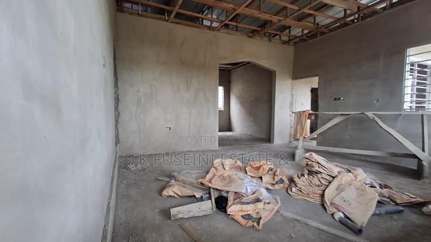 3 Bedrooms House For Sale At Akom photo 12
