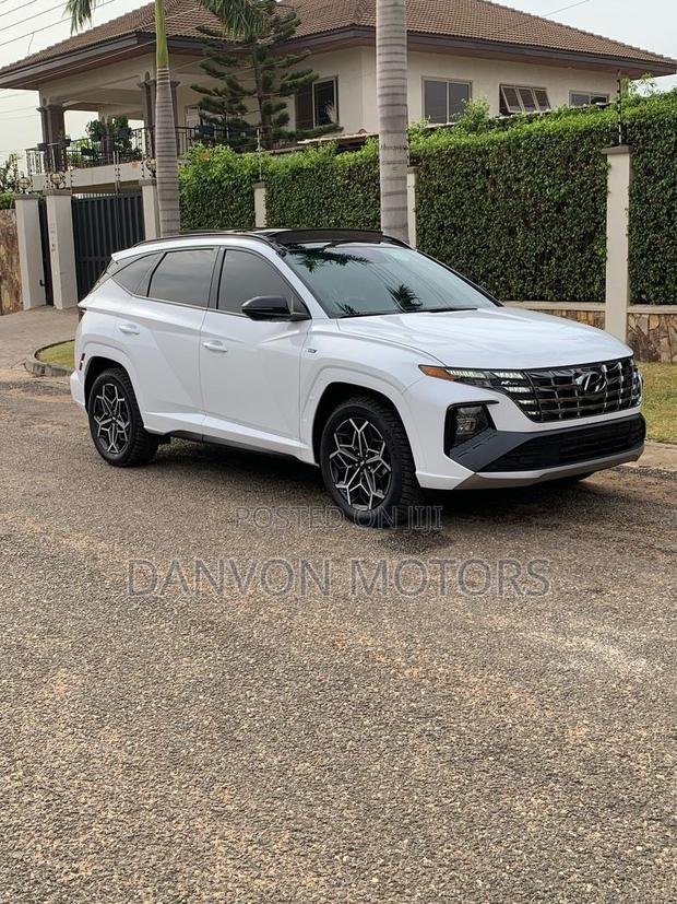 Hyundai Tucson Limited 2024 White photo 17