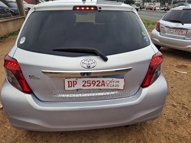 Toyota Vitz 2013 Purple