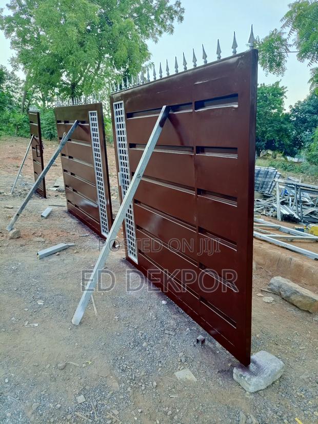 Swing Gate Gate photo 2