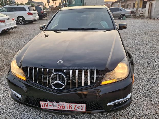 Mercedes-Benz C250 2014 Black