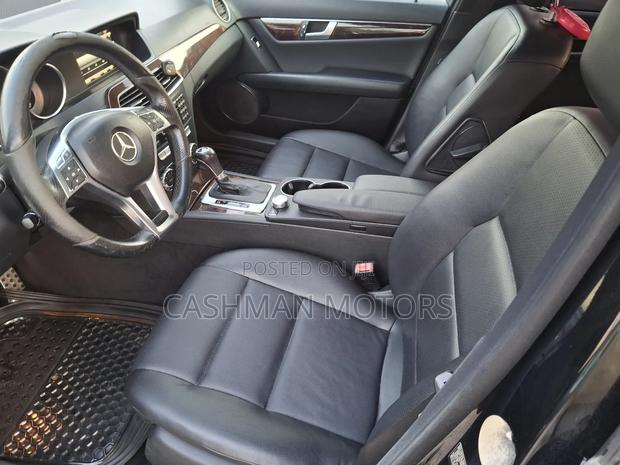 Mercedes-Benz C250 2014 Black