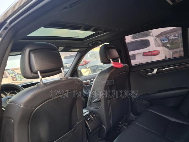 Mercedes-Benz C250 2014 Black