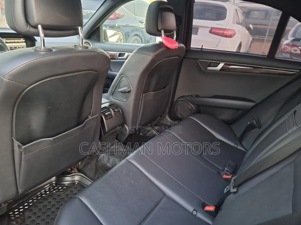 Mercedes-Benz C250 2014 Black