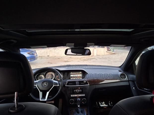 Mercedes-Benz C250 2014 Black