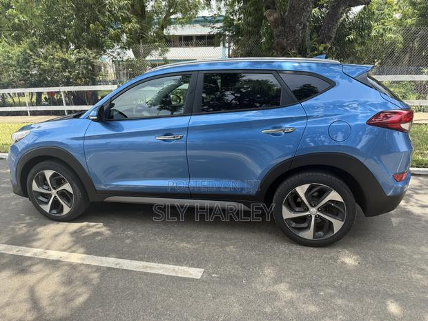Hyundai Tucson Limited AWD 2016 Blue