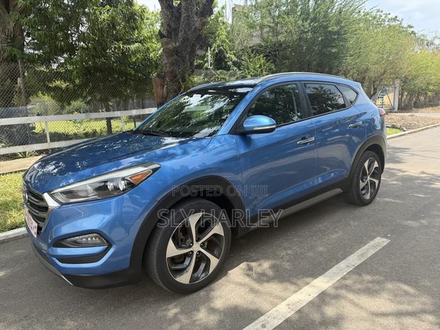 Hyundai Tucson Limited AWD 2016 Blue photo 5