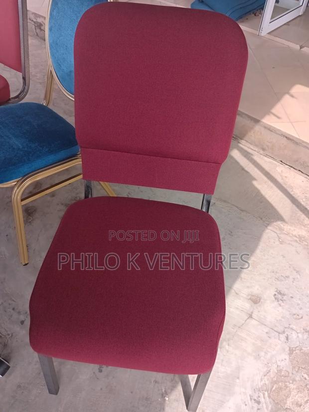 Work Space Throne · Photo 2