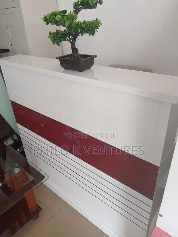 Retail Customer Service Desk · Photo 2