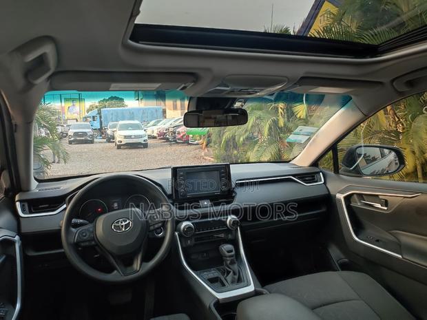 Toyota RAV4 XLE AWD 2020 Gray