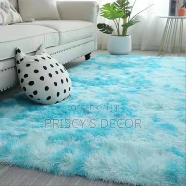Beautifull Fluffy Carpet photo 3