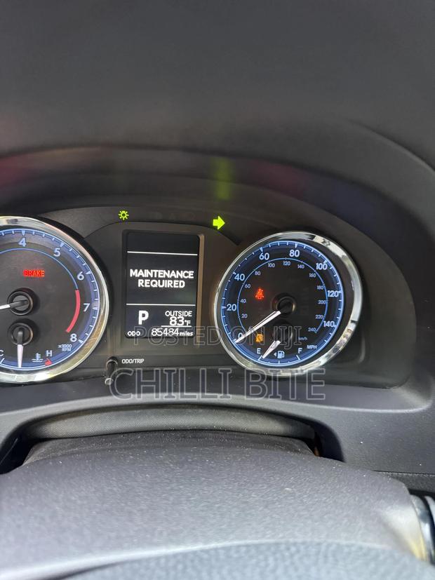 Toyota Corolla LE Eco (1.8L 4cyl 2A) 2018 Black photo 11