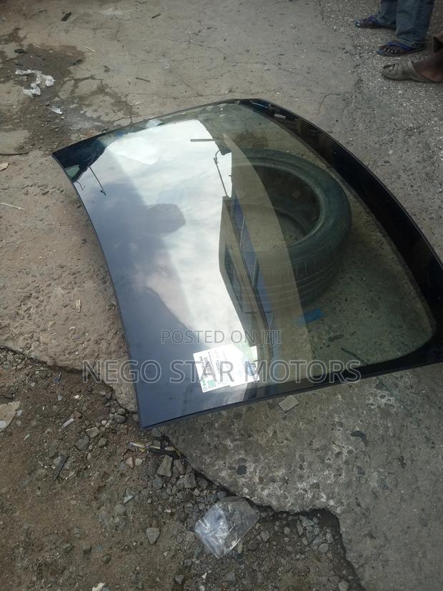 Chrysler 200 2015 Front Windscreen photo 2