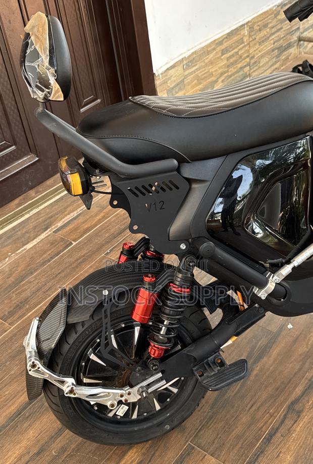 New Motorcycle 2024 Black photo 2
