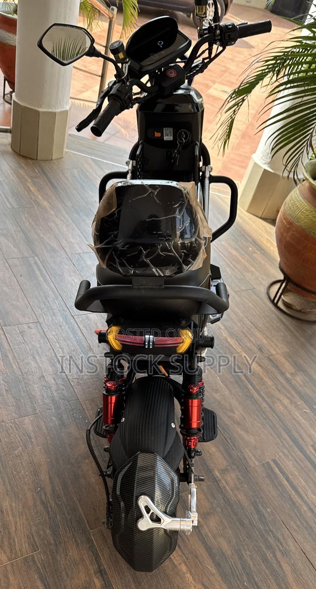 New Motorcycle 2024 Black photo 9