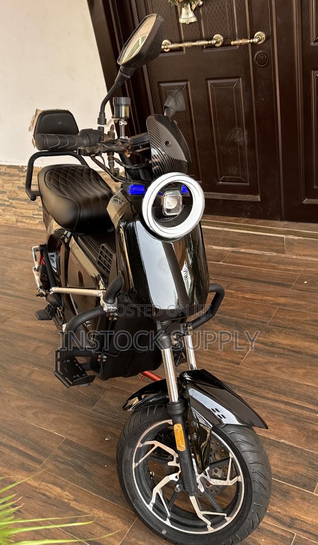 New Motorcycle 2024 Black photo 3