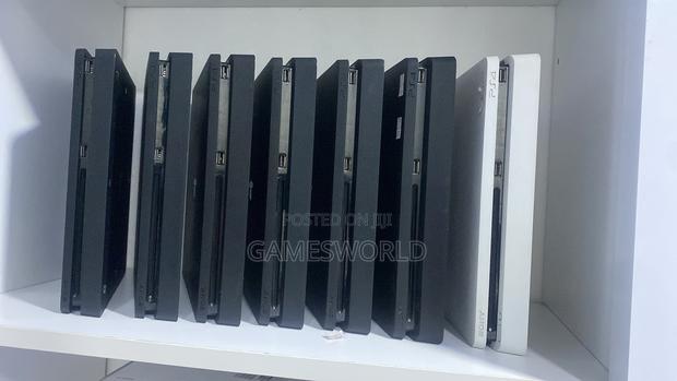 Ps4 Slim 500gb HDD | Jailbroken | With Games | Uk Used photo 2