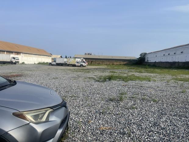 10 Plots or 2 and Half Acer of Land at Spintex Highway 4 Sale · Photo 4