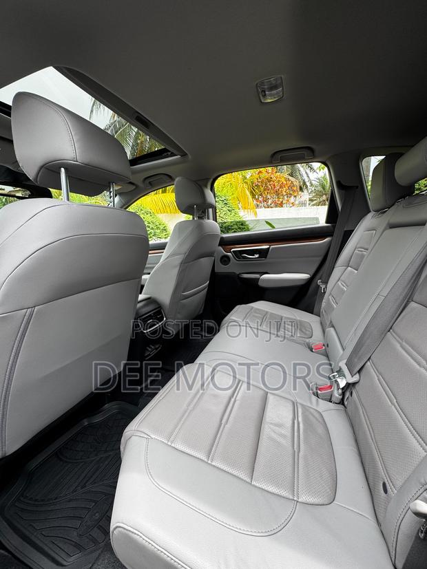 Honda CR-V Touring AWD 2018 Red