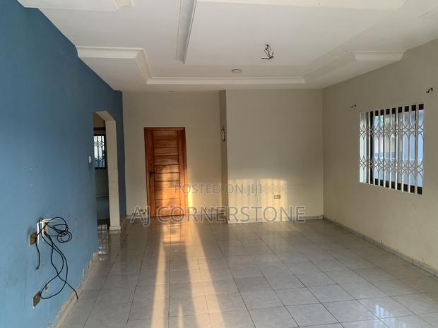 2bdrm House in Amasaman for rent · Photo 2