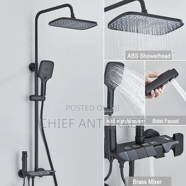 4 Flow Hot and Cold Shower. Piano Shower C-400 Black · Photo 3