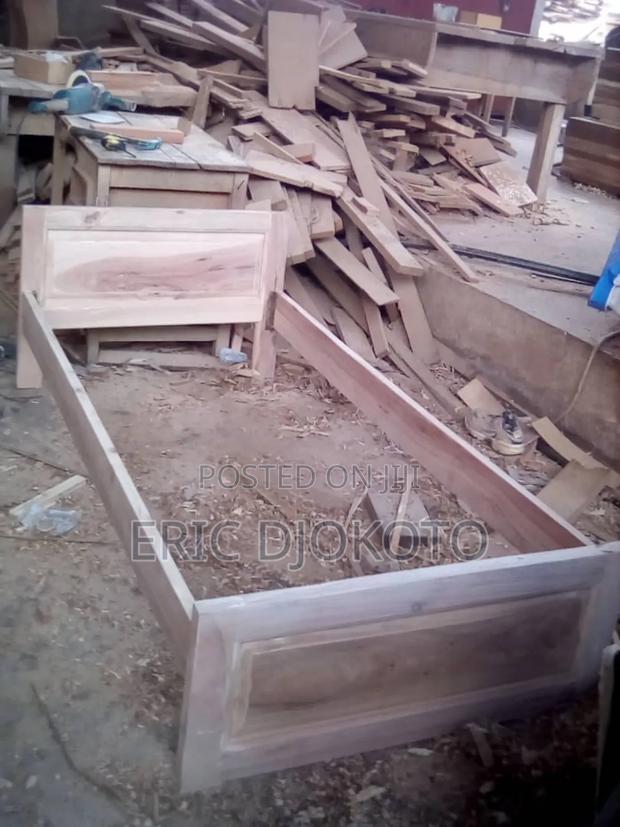 Single Bed · Photo 2