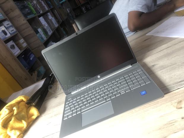 New Laptop HP 15S 4GB SSD 256GB · Photo 2